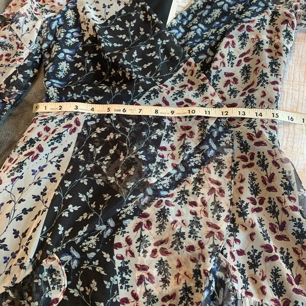 NWT Devlin dress with sheer bell-sleeves - Picture 8 of 8